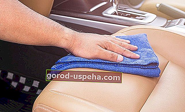 Почистете щателно автомобилните седалки