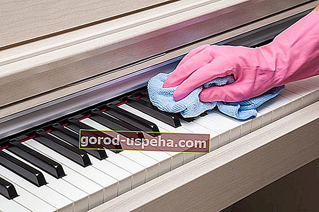 Očistite svoj klavir